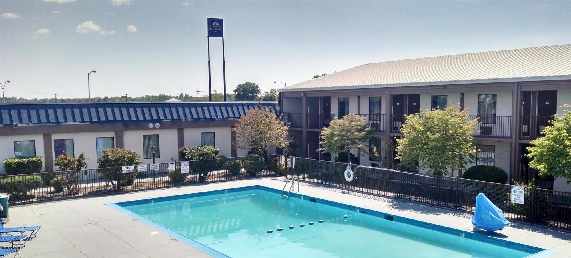 Shelbyville Inn - Shelbyville, Tn 37160 מראה חיצוני תמונה
