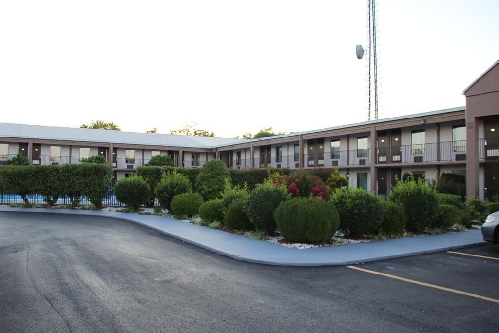 Shelbyville Inn - Shelbyville, Tn 37160 מראה חיצוני תמונה