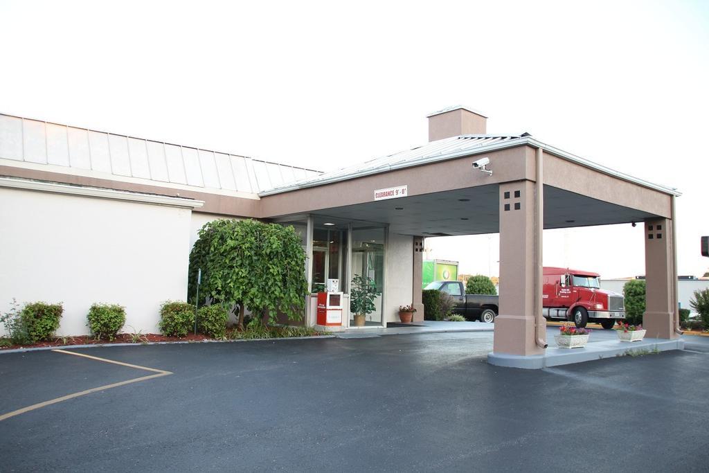 Shelbyville Inn - Shelbyville, Tn 37160 מראה חיצוני תמונה